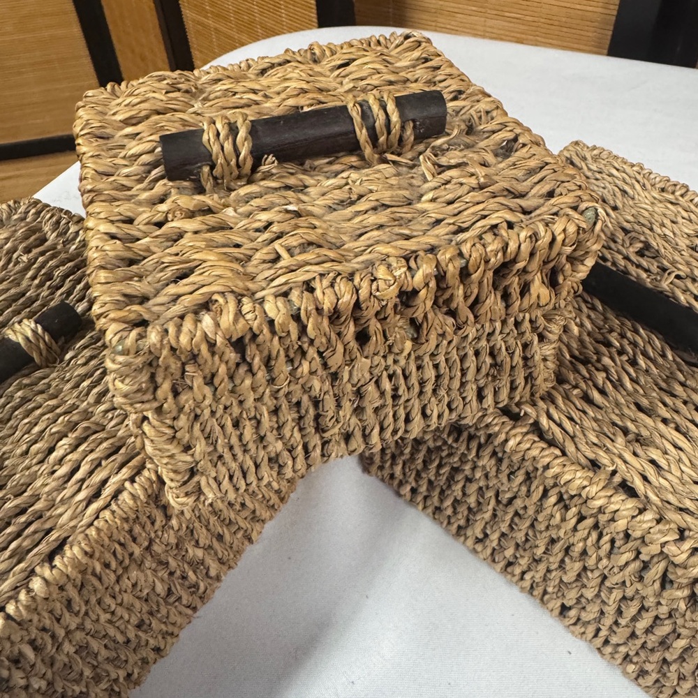 Set of Seagrass Storage Baskets - Picture 13 of 16